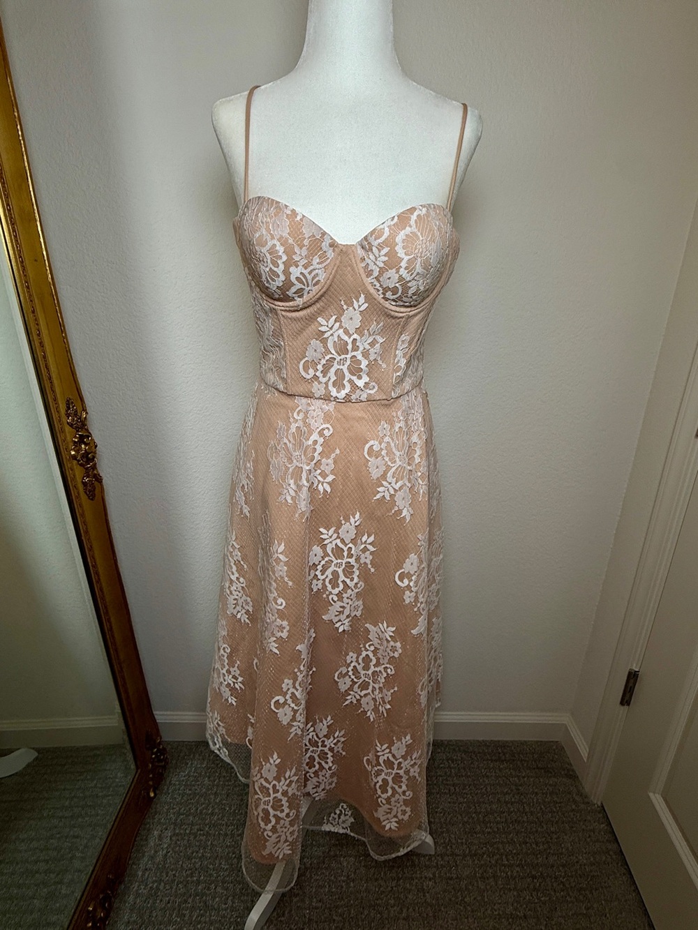 By Egreis NWT Nude White Lace Bustier Corset Midi Dress Size S Spaghetti Straps